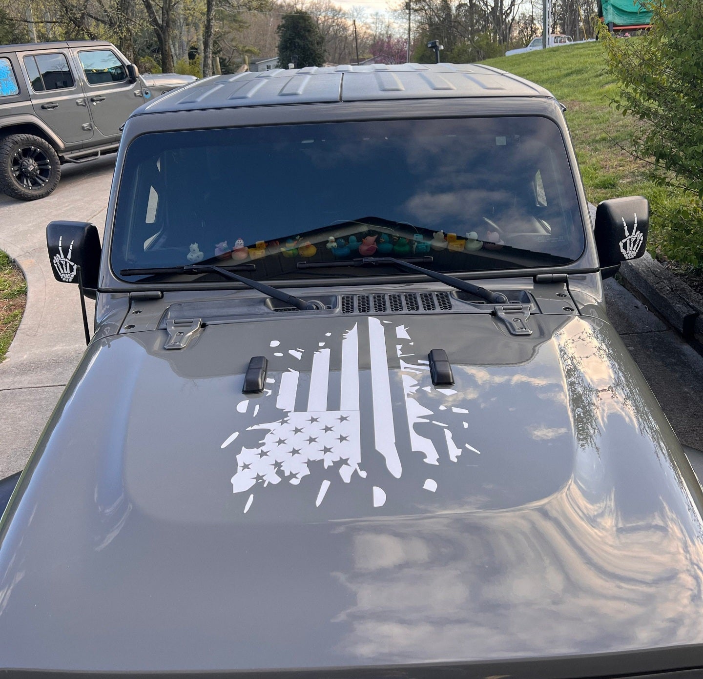 American Flag Hood Decal Sticker for Jeep Wrangler JL, JK, Gladiator, Trucks, Cars, SUVs