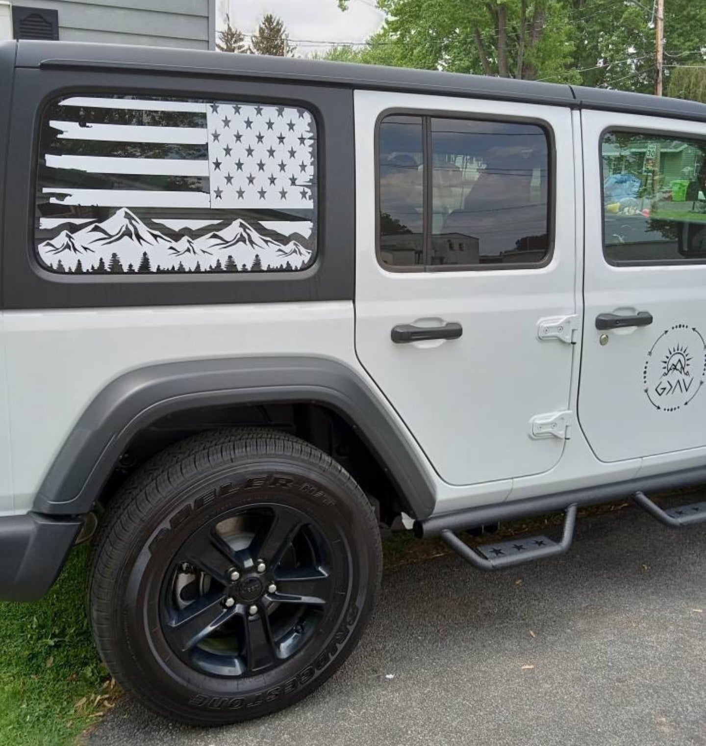 Distressed American Flag Mountain Silhouette Decals for Jeep Wrangler JL, JK (4-Door/2-Door) Rear Side Windows